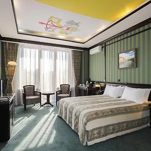 3* Hotell Attache